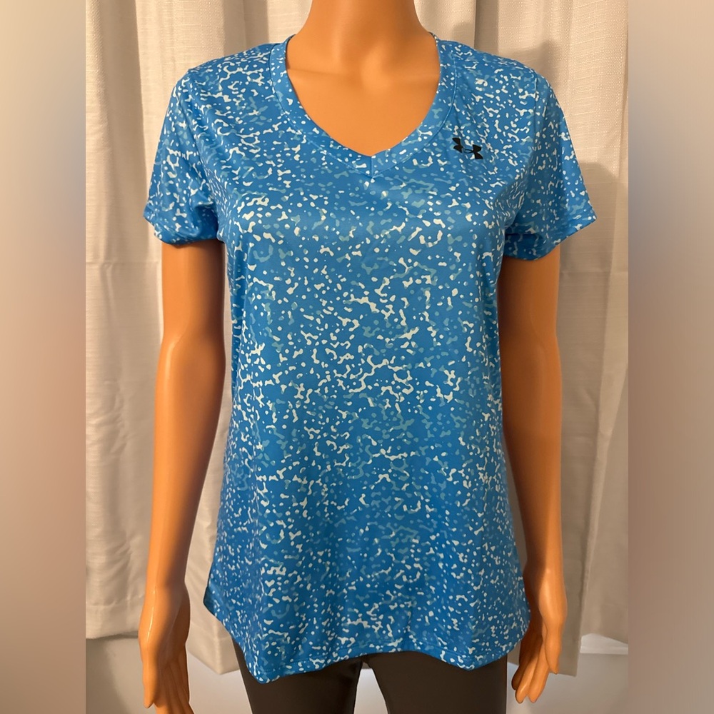 Great Under Armour size SP blue white print loose fit short sleeve shirt
